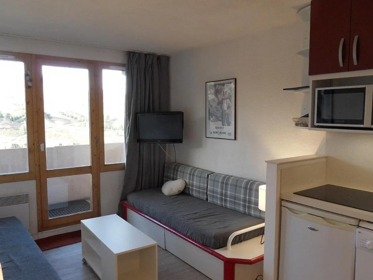 Appartement Cosy Au Pied Des Pistes Avec Balcon Et Parking - Fr-1-181-2040 La Plagne Tarentaise Apartman